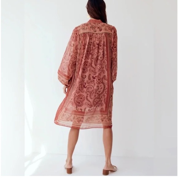 Aritzia Wilfred woman’s Solene Paisley tunic dress - Picture 3 of 16